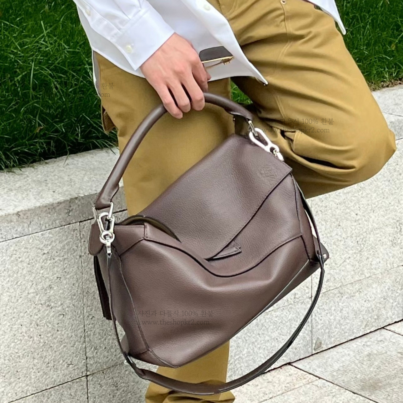 f9197473cb4fde354e33e84920b509aa_1765552483_419.jpg