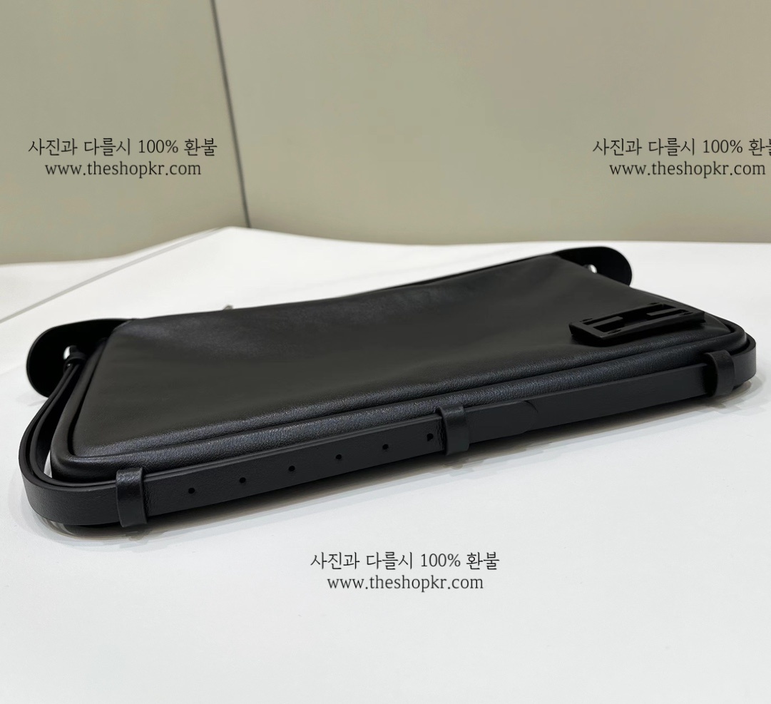 (니콜) 펜디 심플리 숄더 백