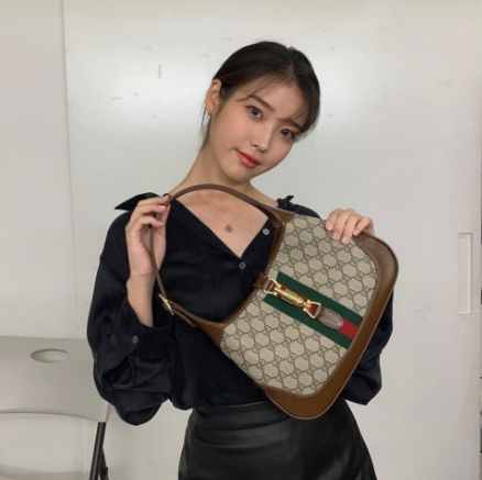 아이유 구찌 재키 백