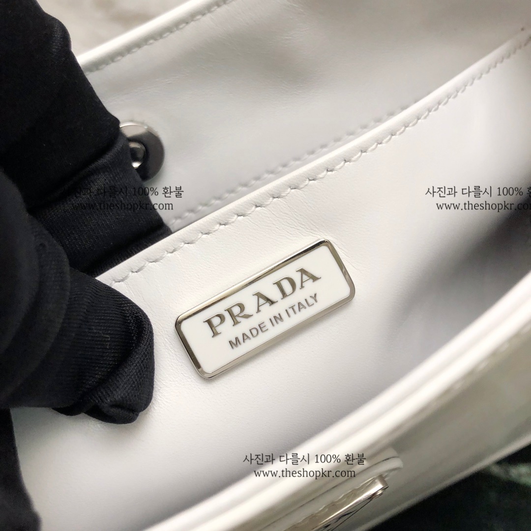 (블프) 프라다 클레오 백