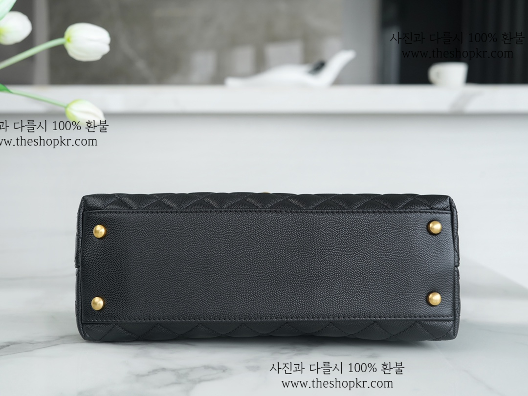 (펜더) 샤넬 23P 코코 핸들 미듐 백
