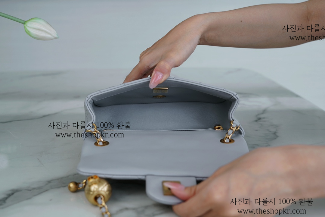 (펜더) 샤넬 23C 메탈볼 미니 백