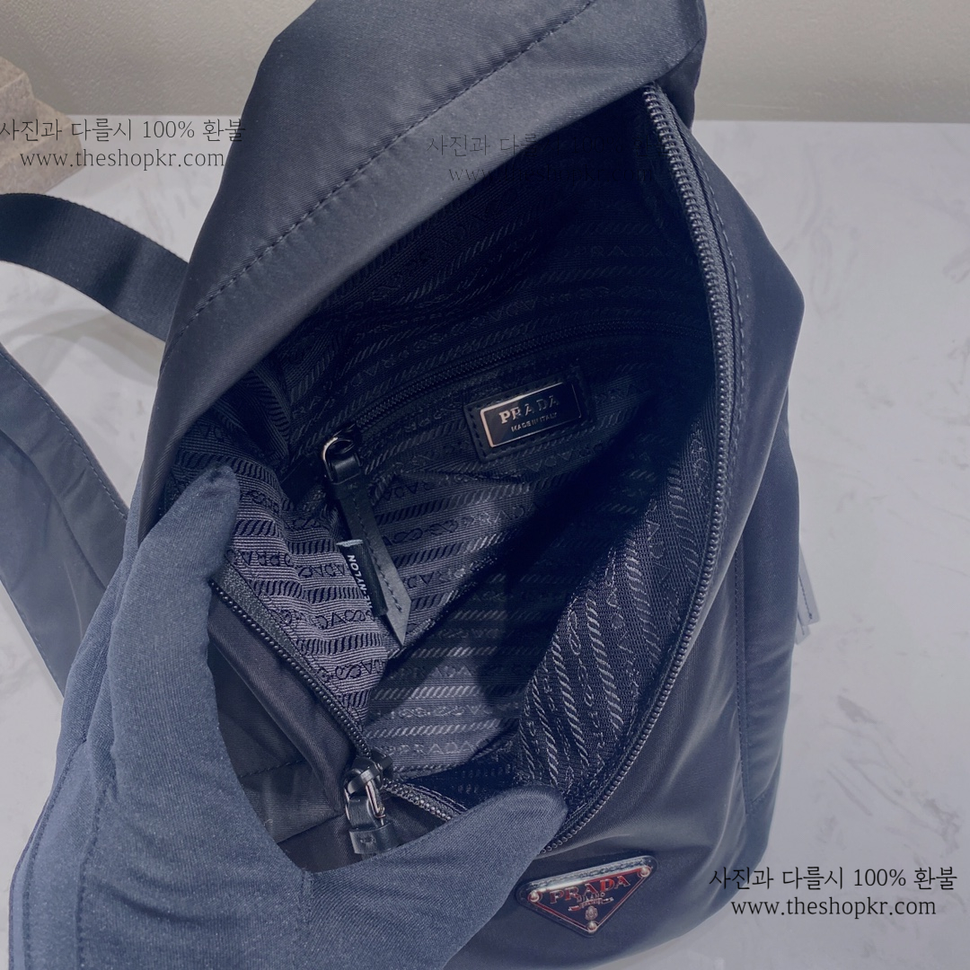 (블프) 프라다 리나일론 크로스 백
