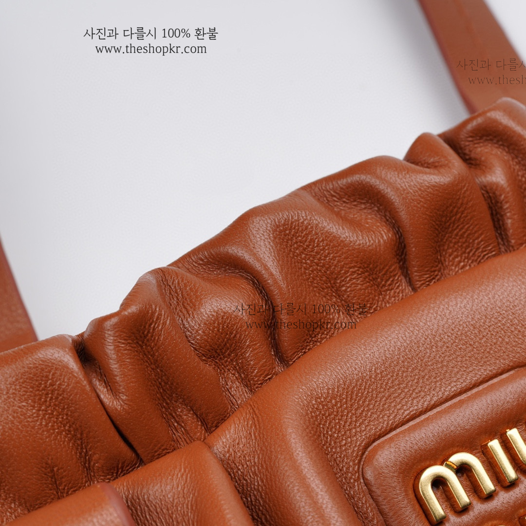 (콜라) 미우미우 스몰 주아 숄더 백