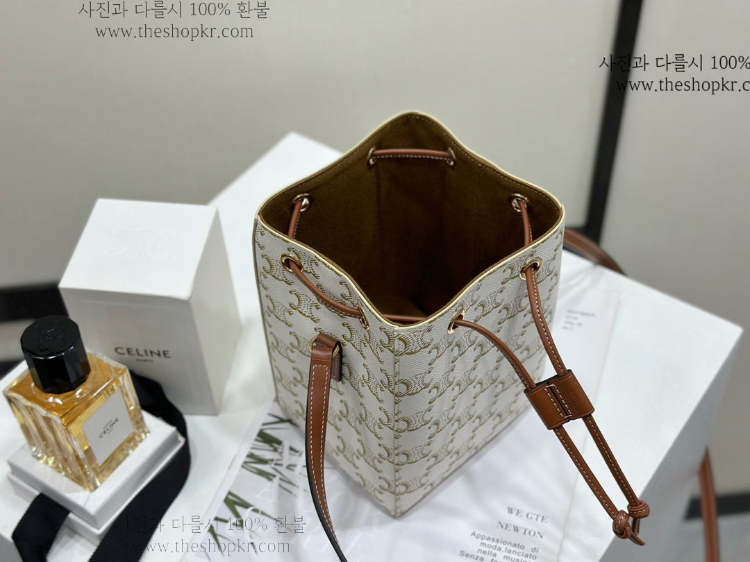 (흰고래) 셀린느 마이크로 세일러 버킷 백