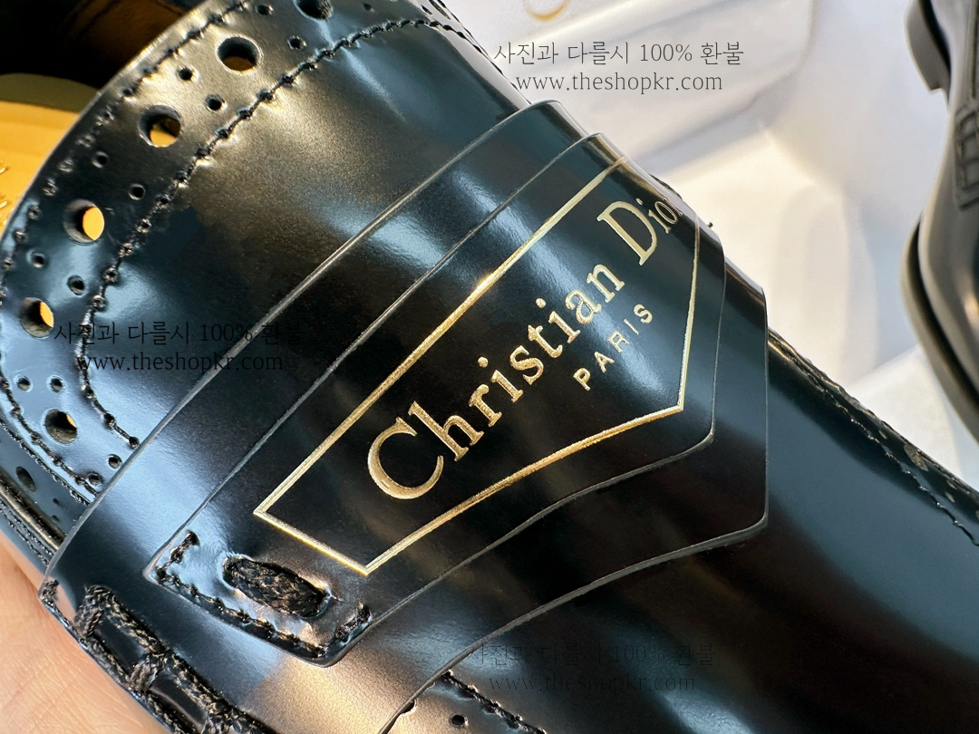 (헬로) 디올 24 펀칭 보이 로퍼