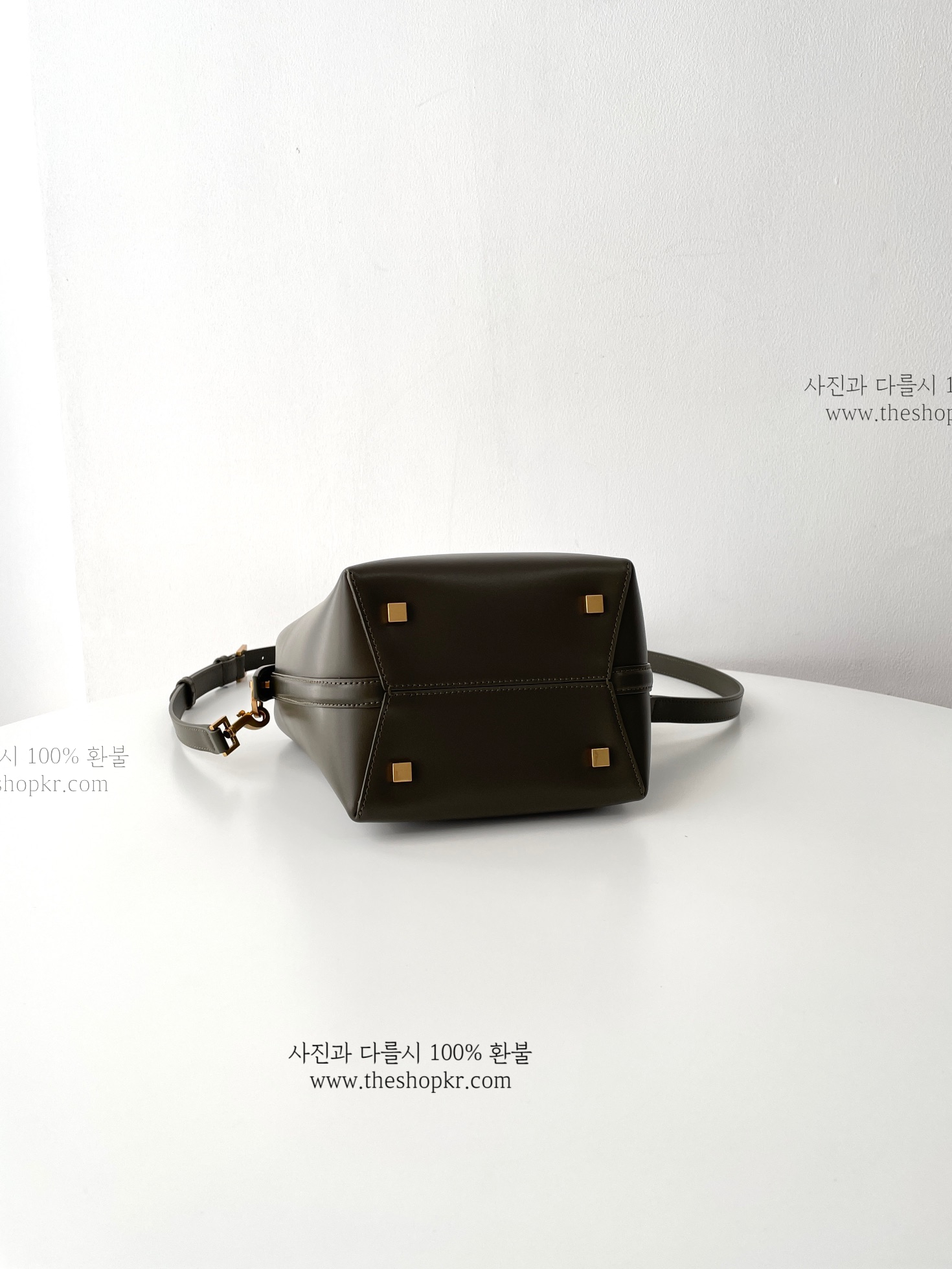 (블프) 생로랑 LE 37 스몰 백