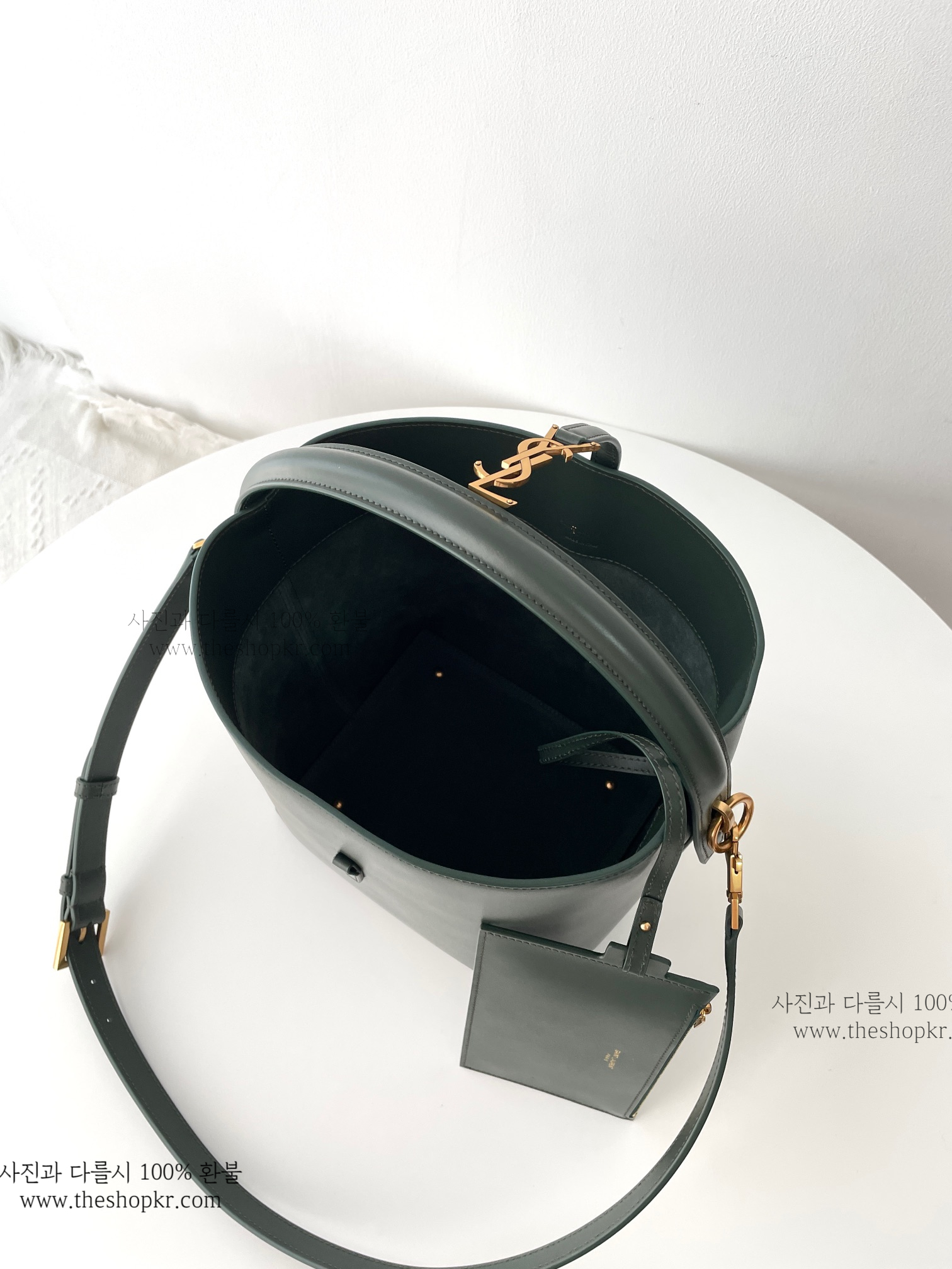 (블프) 생로랑 LE 37 미듐 백