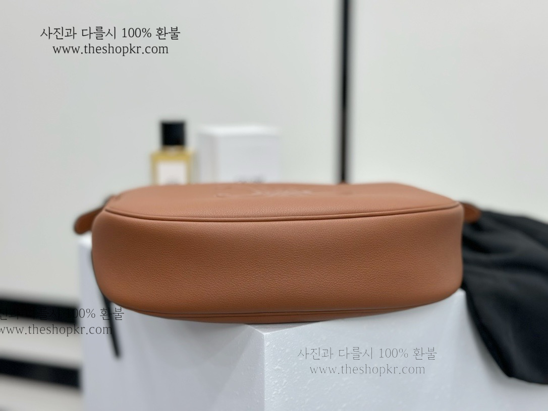 (흰고래) 셀린느 미듐 엘로이즈 백