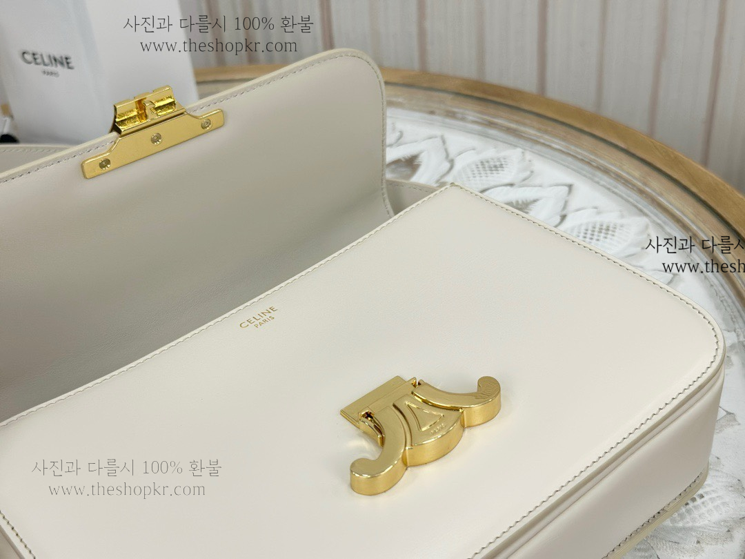 (흰고래) 셀린느 클래식 트리옹프 백
