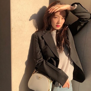 아이린 프라다 오데뜨 사피아노 백