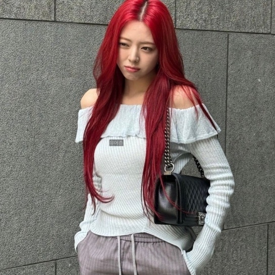 유나 샤넬 보이 플립 백
