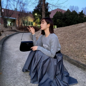 혜리 프라다 클레오 플랩 백