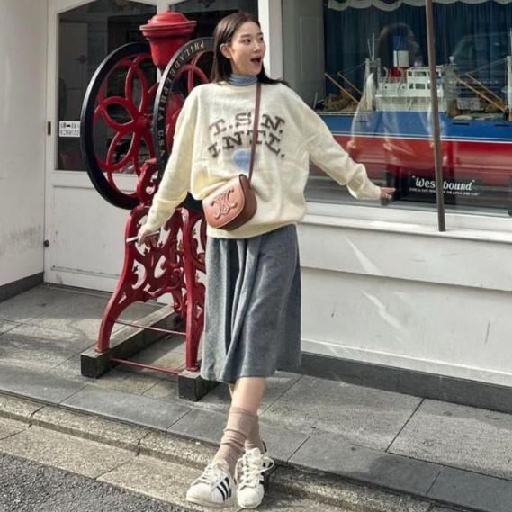 장희령 셀린느 트리옹프 폴코 백