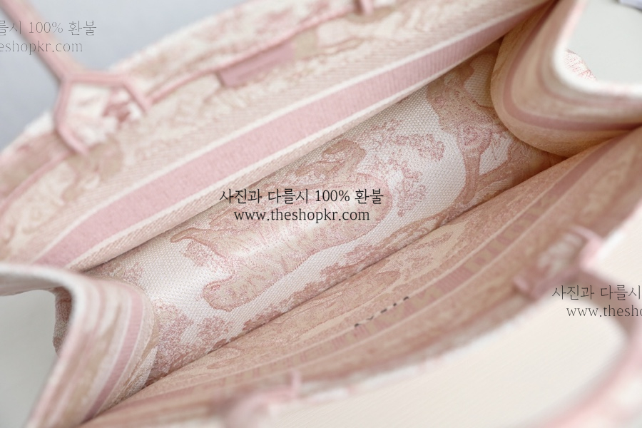 (닥터) 디올 미듐 북토트 백