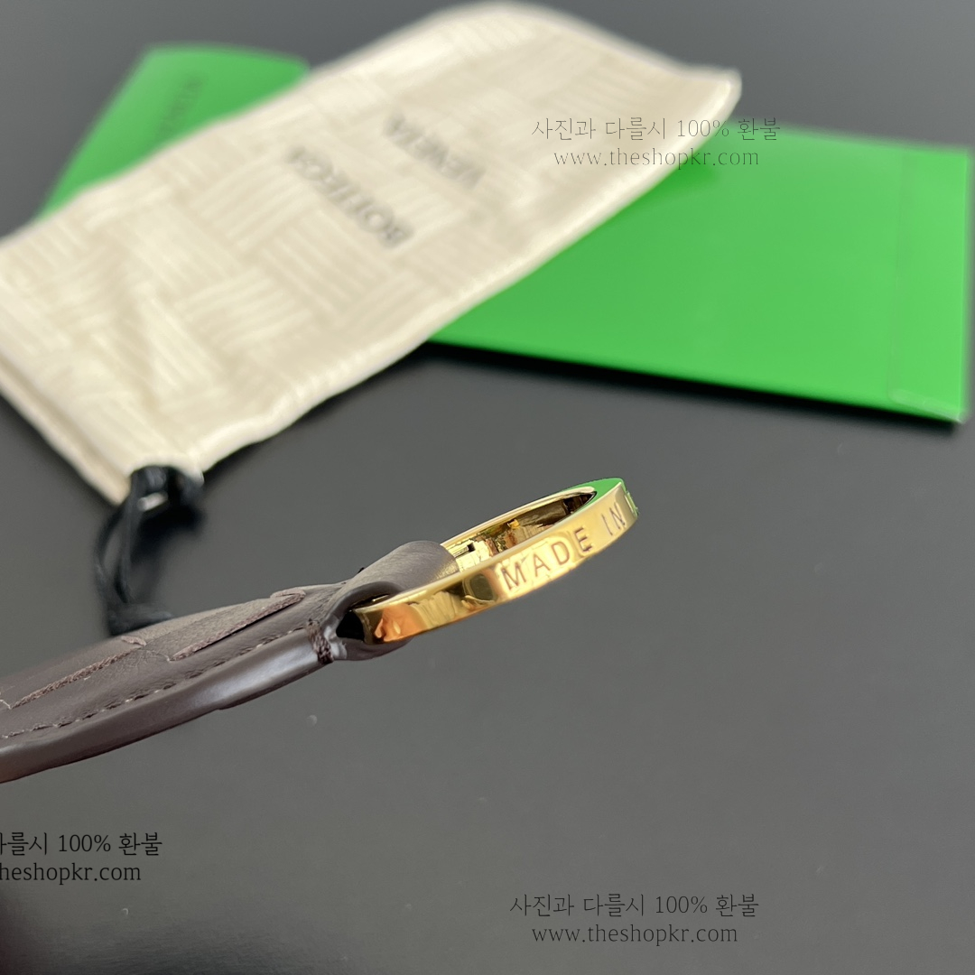 (징) 보테가 피쉬 키링