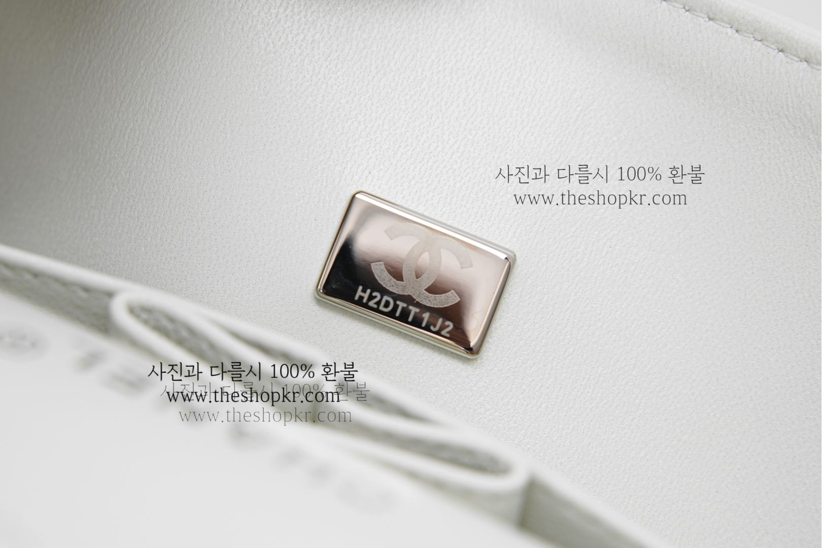 (펜더) 샤넬 클래식 플랩 미듐 백