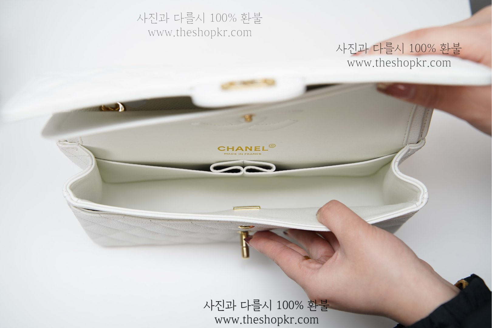 (펜더) 샤넬 클래식 플랩 미듐 백