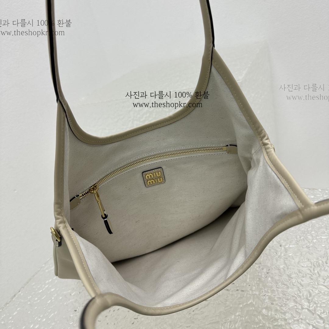 (카타) 미우미우 레귤러 아이비 가죽 백