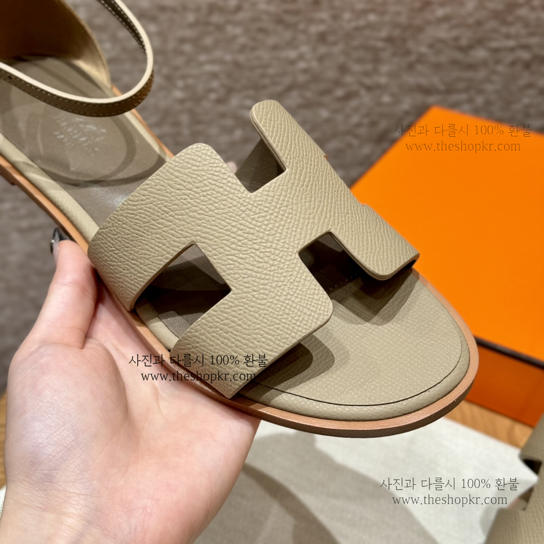 (찡댄) 에르메스 산토리니 샌들
