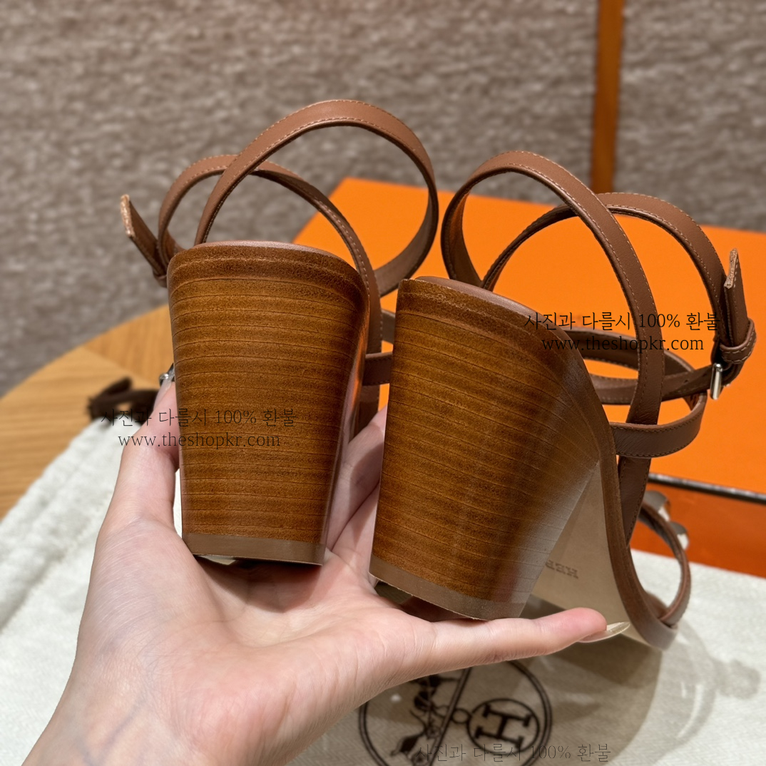 (찡댄) 에르메스 에브레스65 샌들 힐