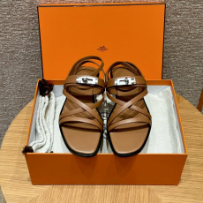(찡댄) 에르메스 준 켈리 스트랩 샌들