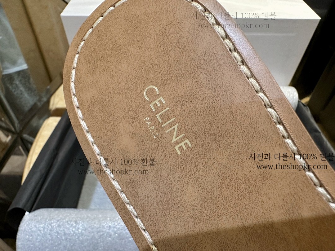 (헬로) 셀린느 트리옹페 뮬 슬리퍼
