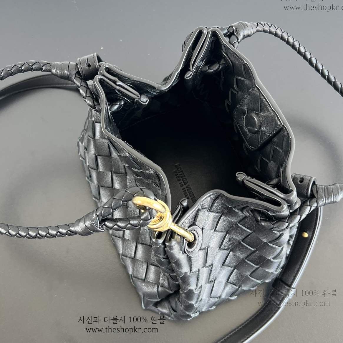 (징) 보테가 스몰 파라슈트 숄더 백
