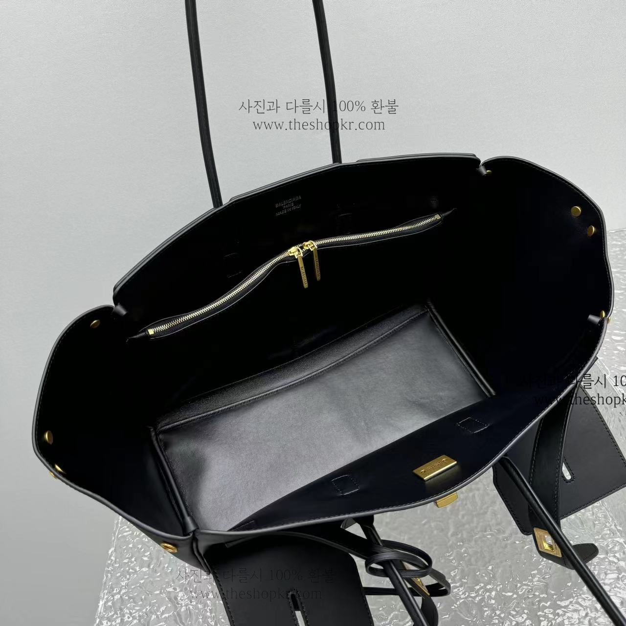 (카타) 발렌시아가 벨 에어 미듐 캐리 올 백