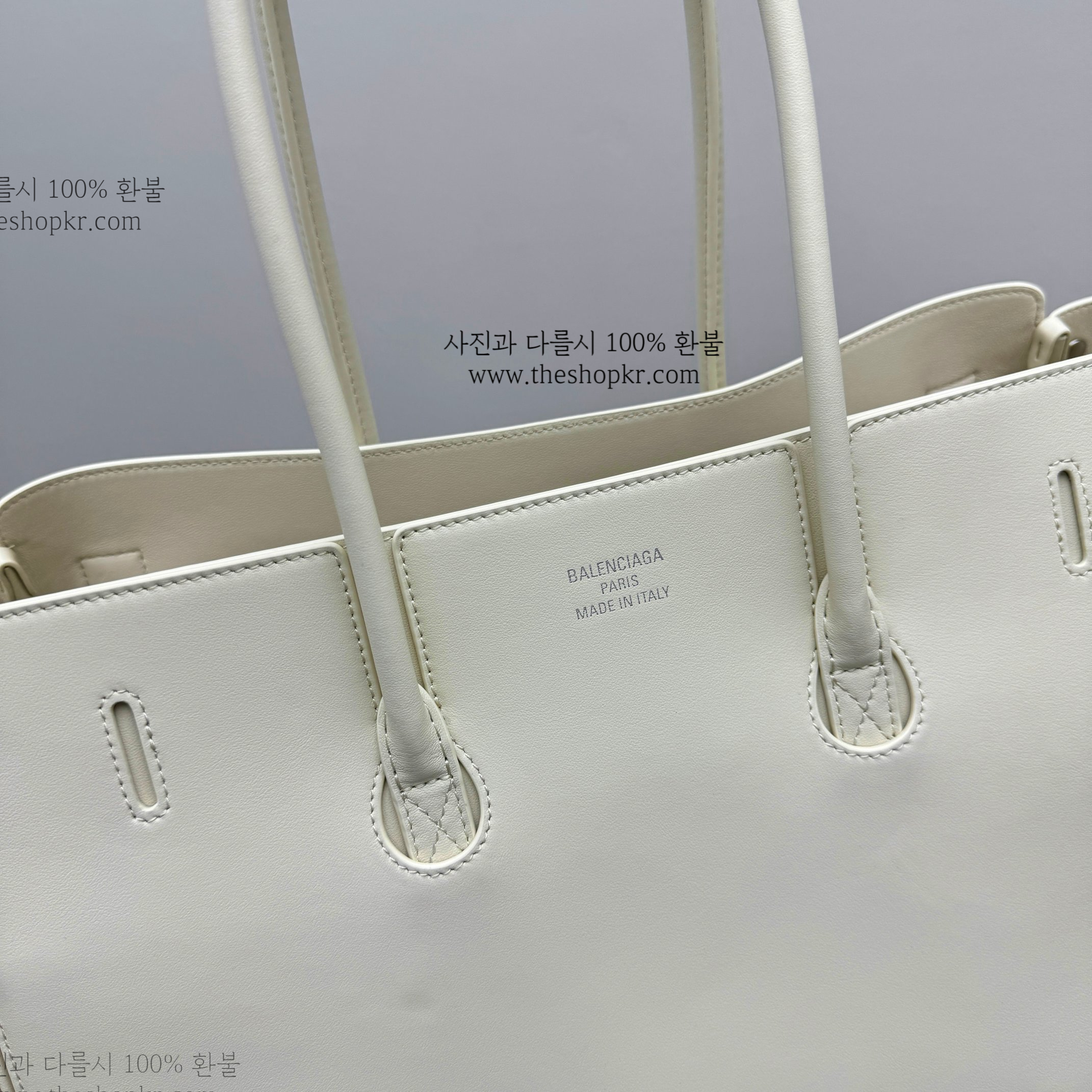 (카타) 발렌시아가 벨 에어 미듐 캐리 올 백