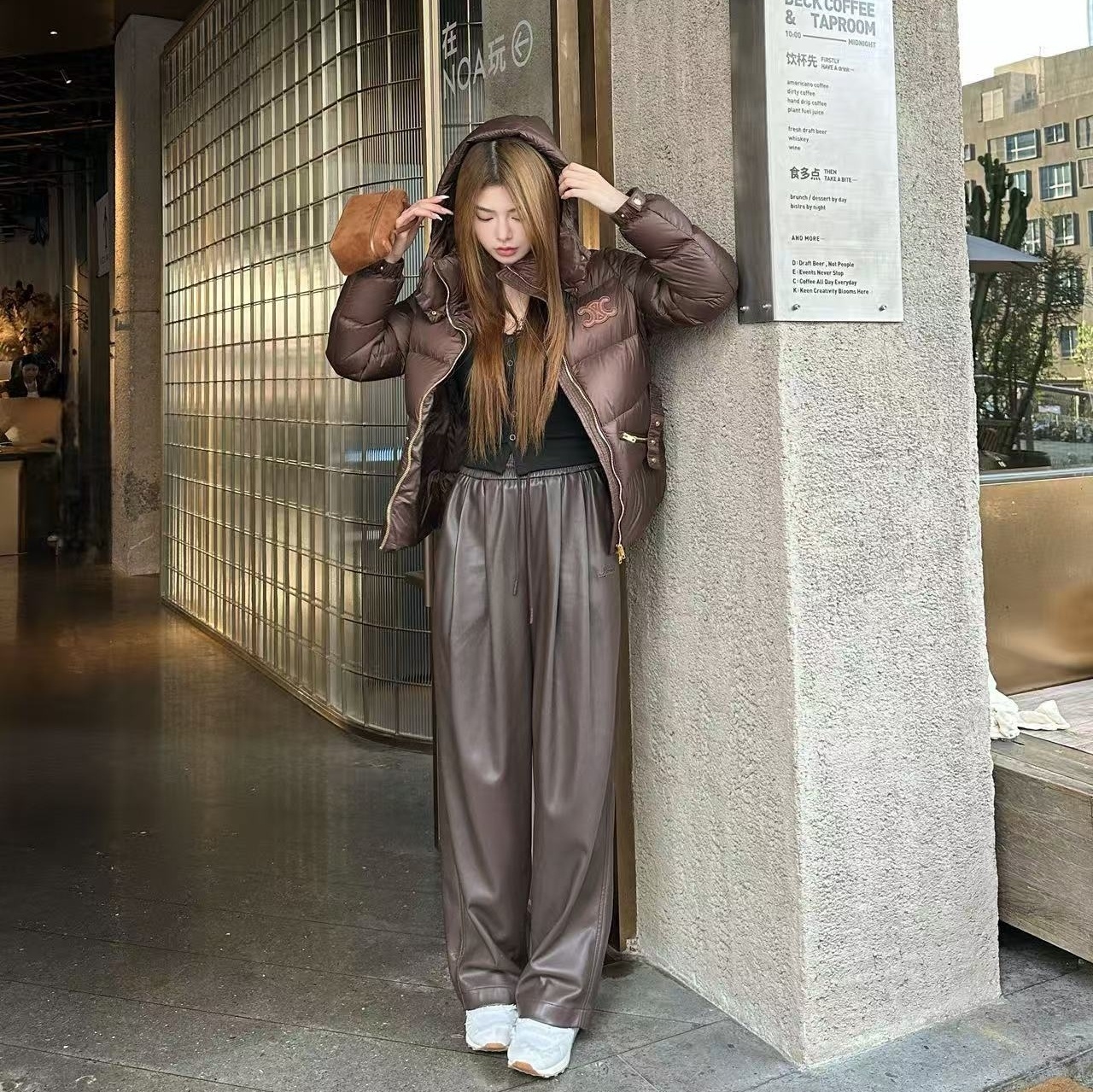 (청운) 셀린느 벨티드 후드 다운 패딩