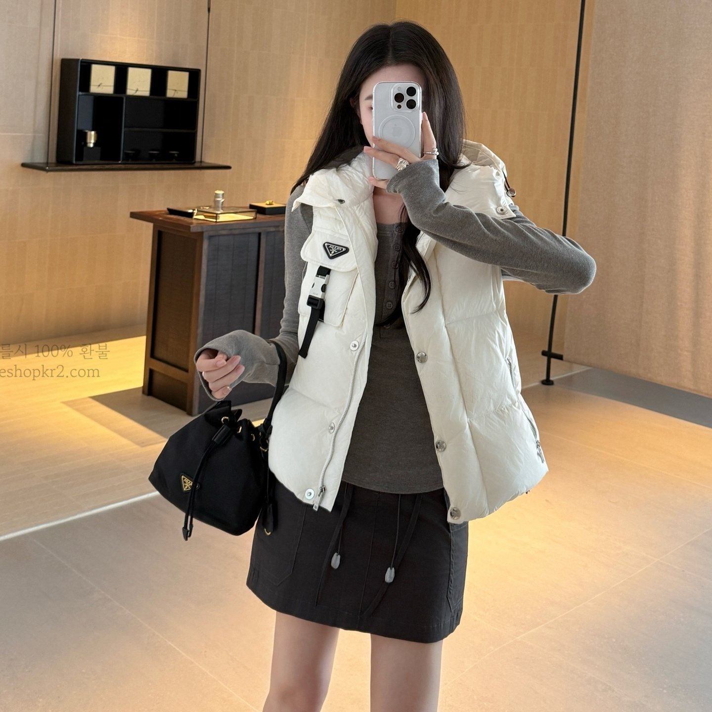 (청운) 프라다 여성 패딩 조끼