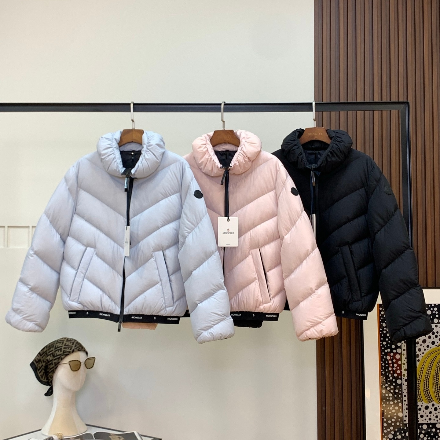 (청운) 몽클레어 그리난 사선 퀼팅 패딩