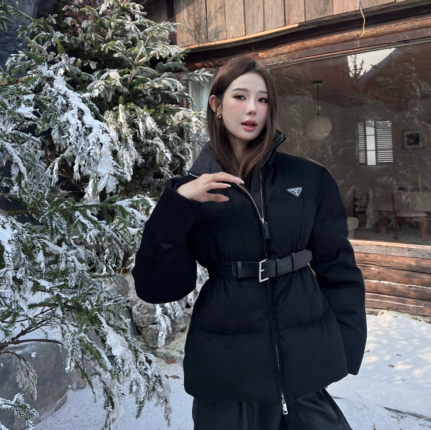 (청운) 프라다 트라이앵글 로고 패딩