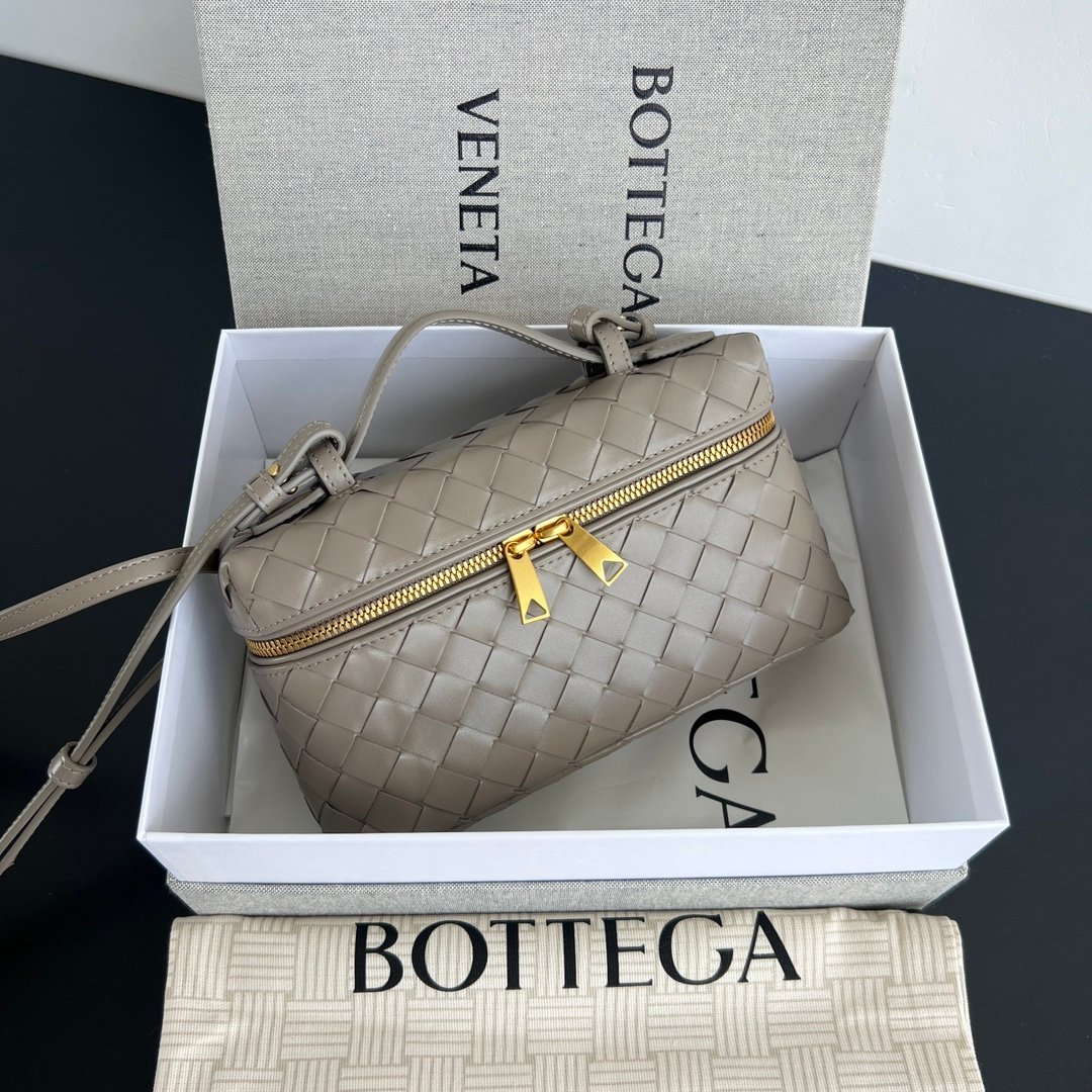 (징) 보테가 뱅뱅 베니티 케이스