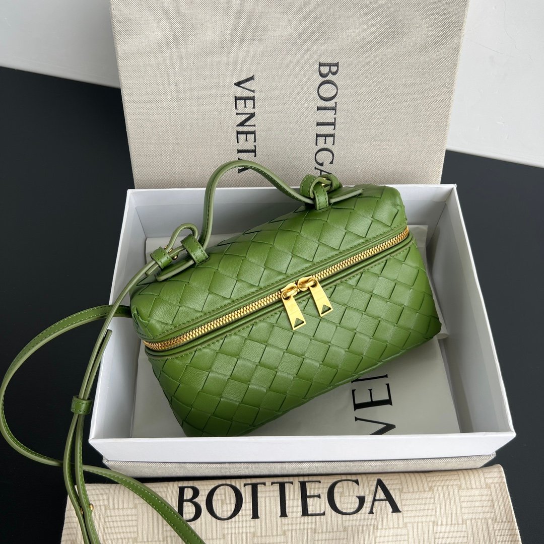 (징) 보테가 뱅뱅 베니티 케이스