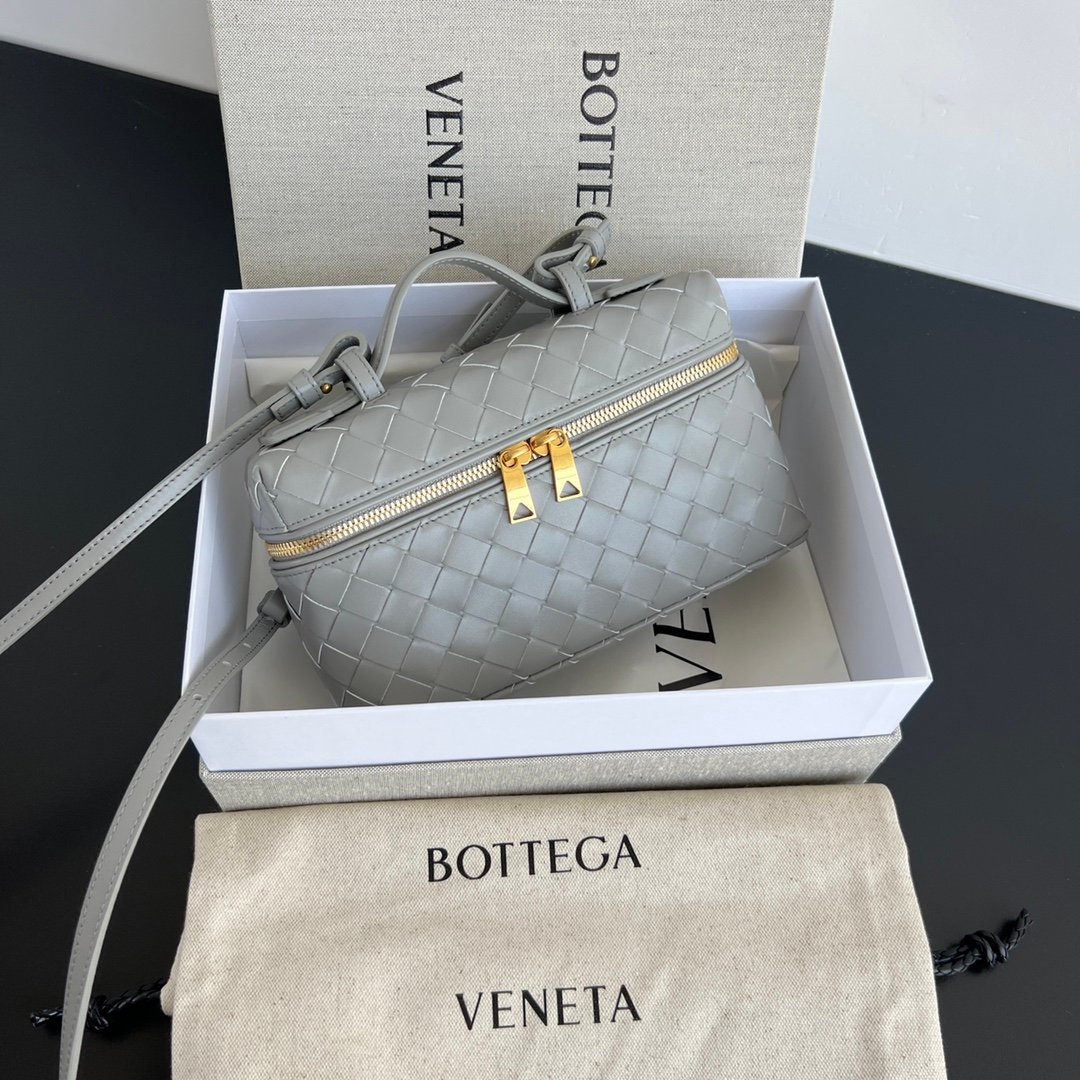 (징) 보테가 뱅뱅 베니티 케이스