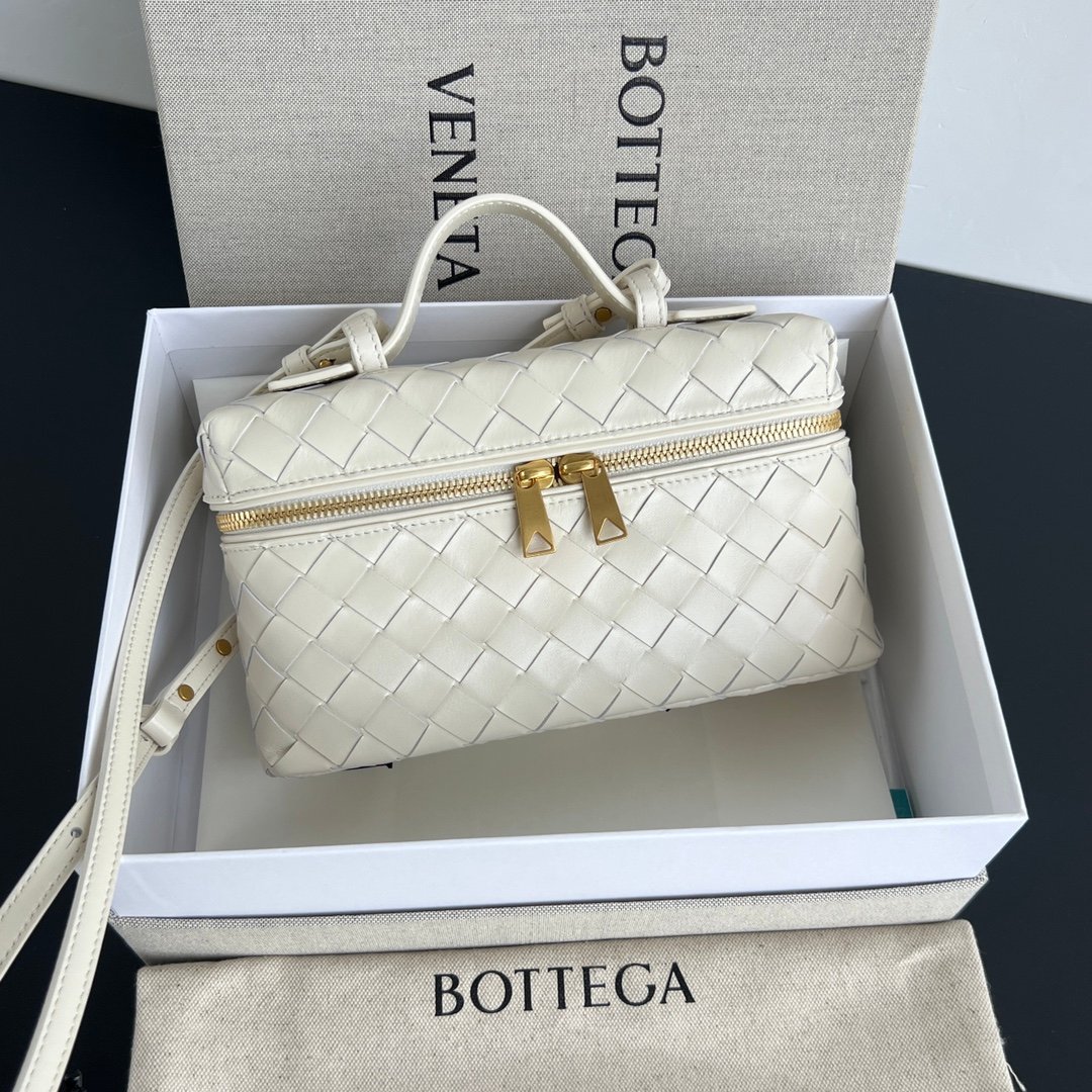 (징) 보테가 뱅뱅 베니티 케이스