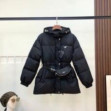 (청운) 프라다 리나일론 다운 필드 재킷