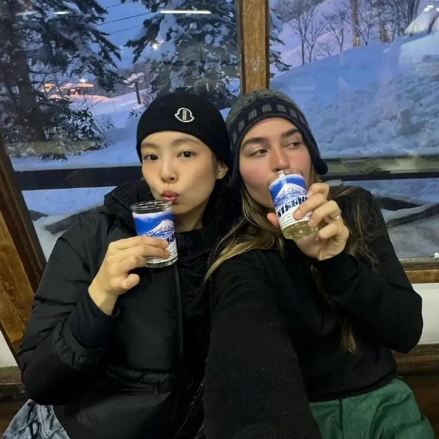 (청운) 몽클레어 비섹 다운 재킷