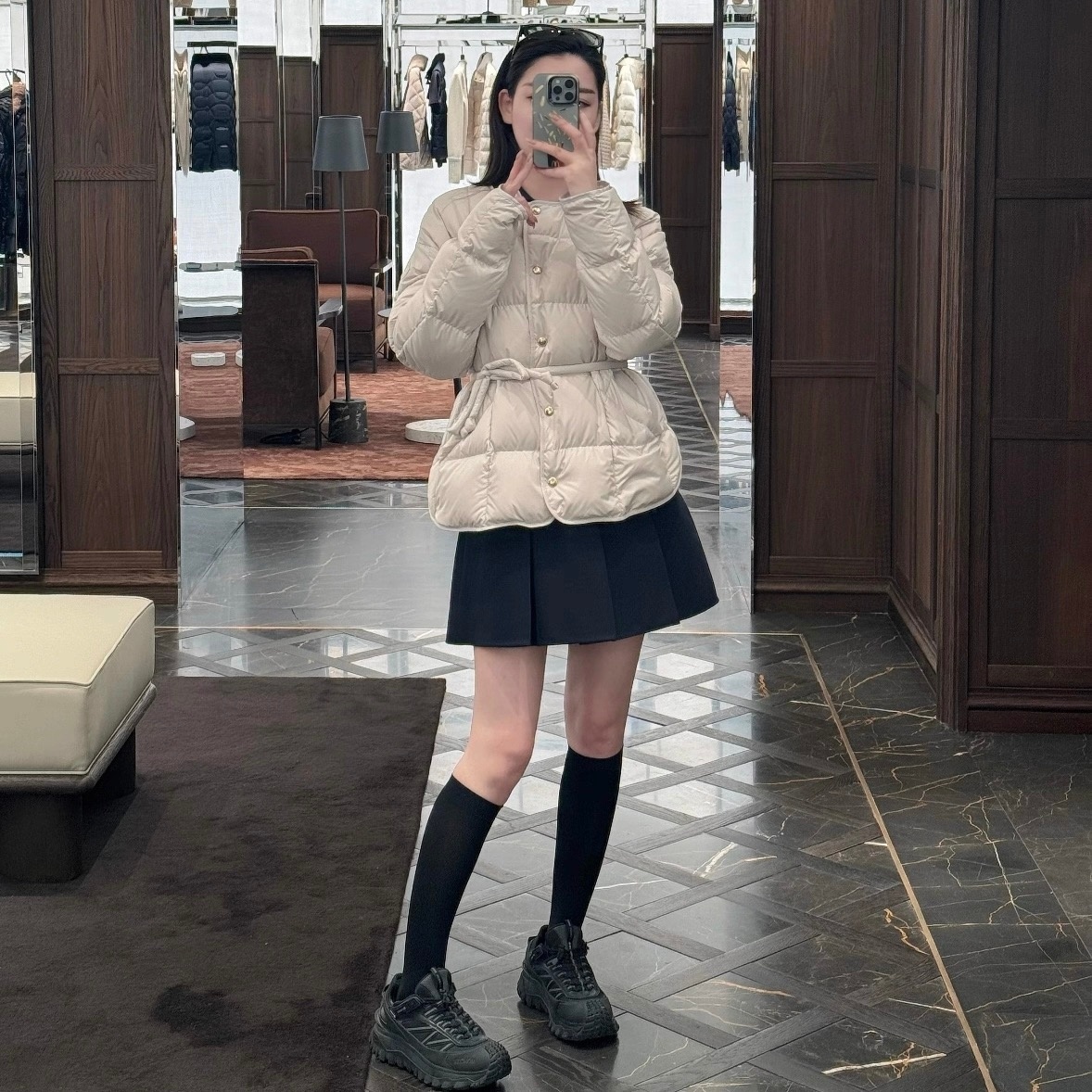 (청운) 몽클레어 카라마뉴 벨트 쇼트 다운 재킷